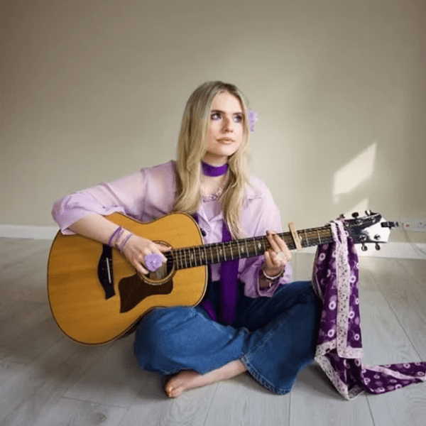 Amy-Jo – Hold Your&nbsp;Horses